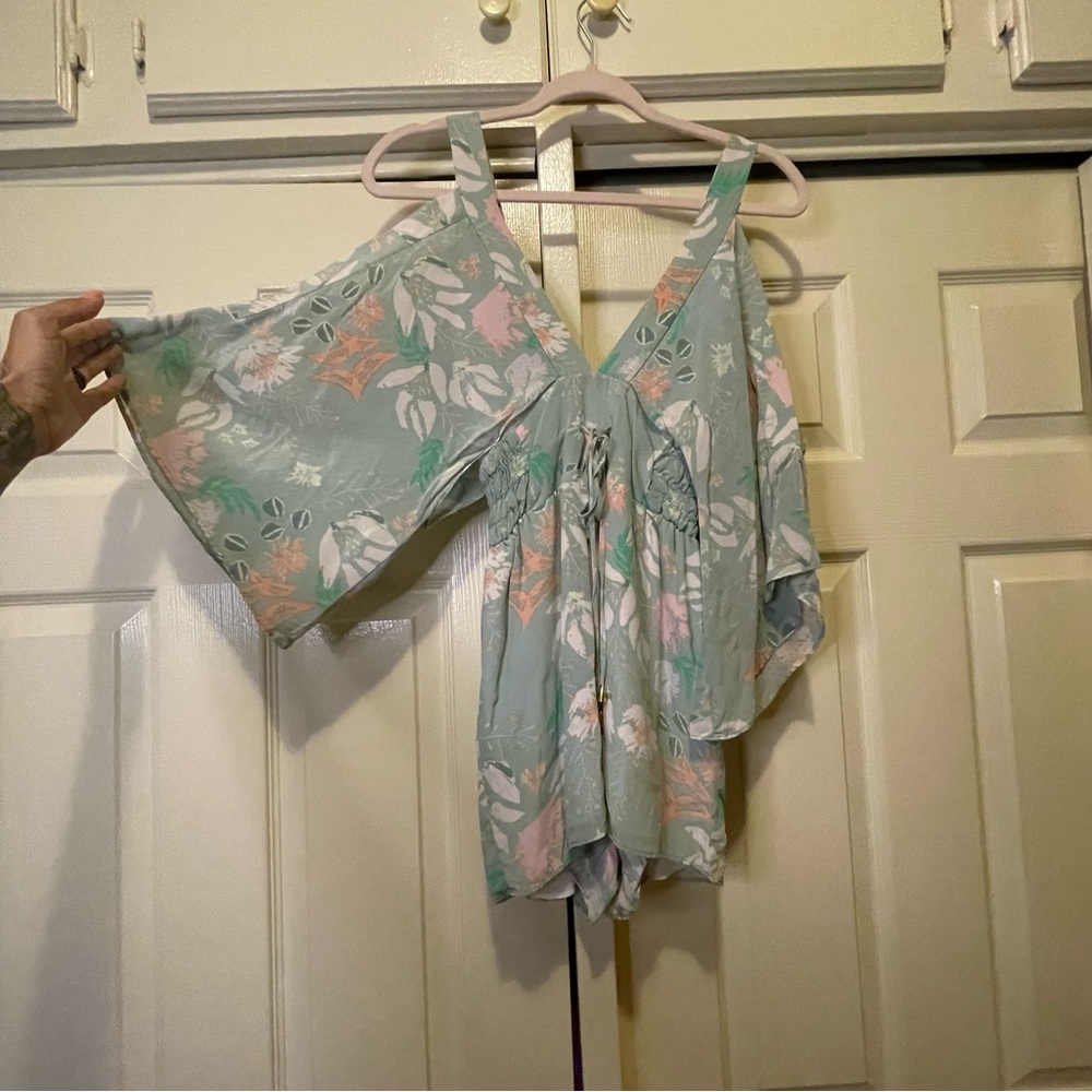 Kimono Sleeve With cold shoulder cutout Romper